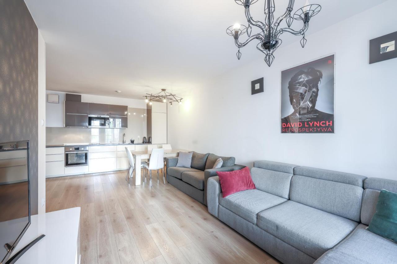 Apartmate Spacious Apartment With Balcony Oldtown For 6 People 그단스크 외부 사진